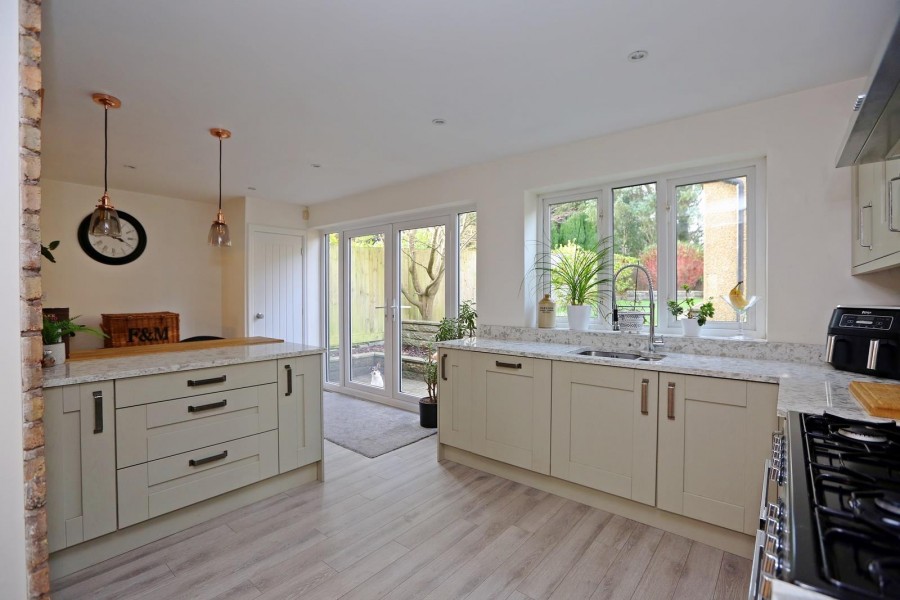 Images for Hollybush Villas, Church Village